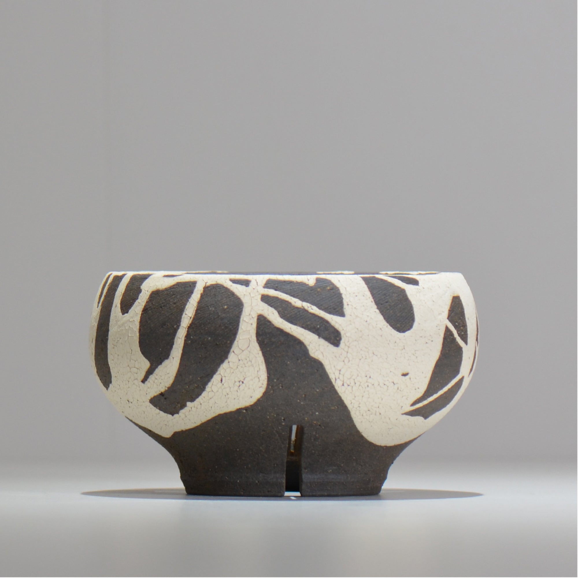 沼野 秀章 / 黒二白 / M / nh2_bwh15_m/ 約φ14cm / 植木鉢
