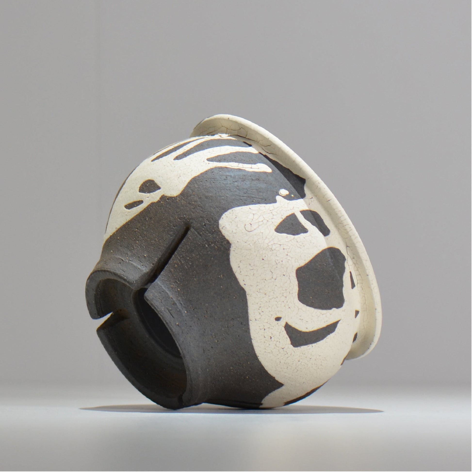 沼野 秀章 / 黒二白 / M / nh2_bwh16_m/ 約φ14cm / 植木鉢