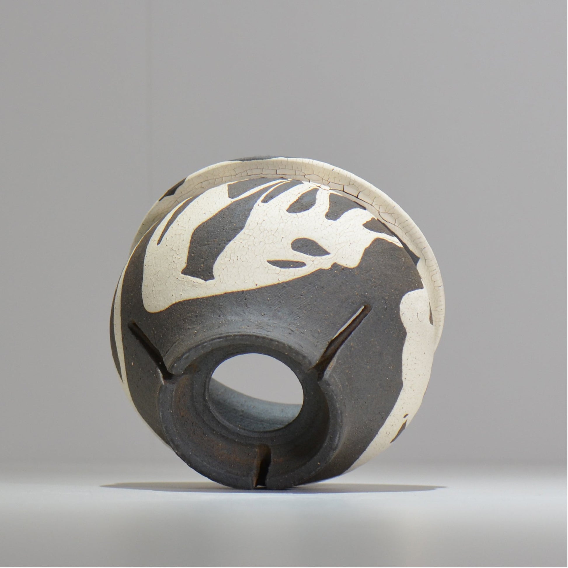 沼野 秀章 / 黒二白 / M / nh2_bwh16_m/ 約φ14cm / 植木鉢