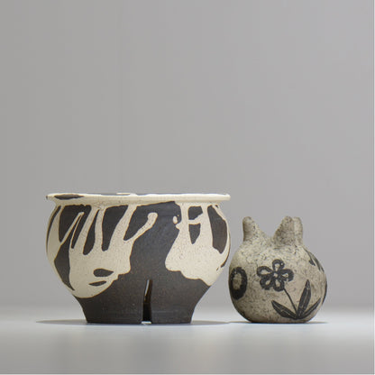 沼野 秀章 / 黒二白 / M / nh2_bwh16_m/ 約φ14cm / 植木鉢