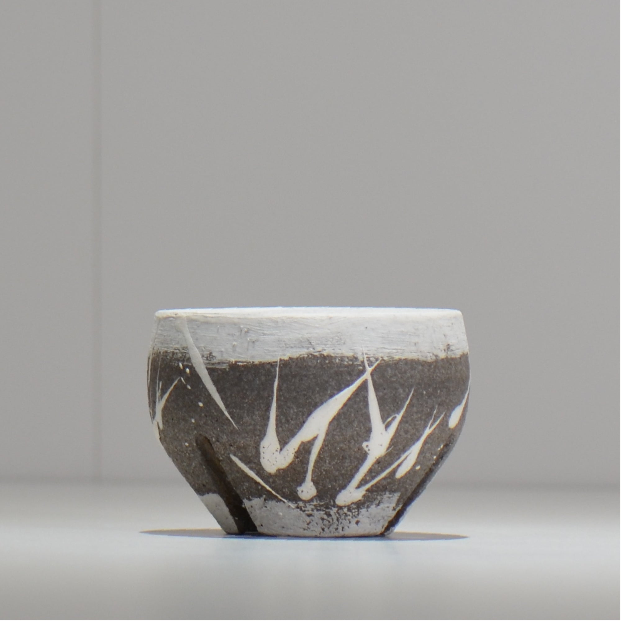 三ッ鉢 BARBAR 藍駒 三つ足大鉢 | 食器と料理道具の専門店「プロキッチン」