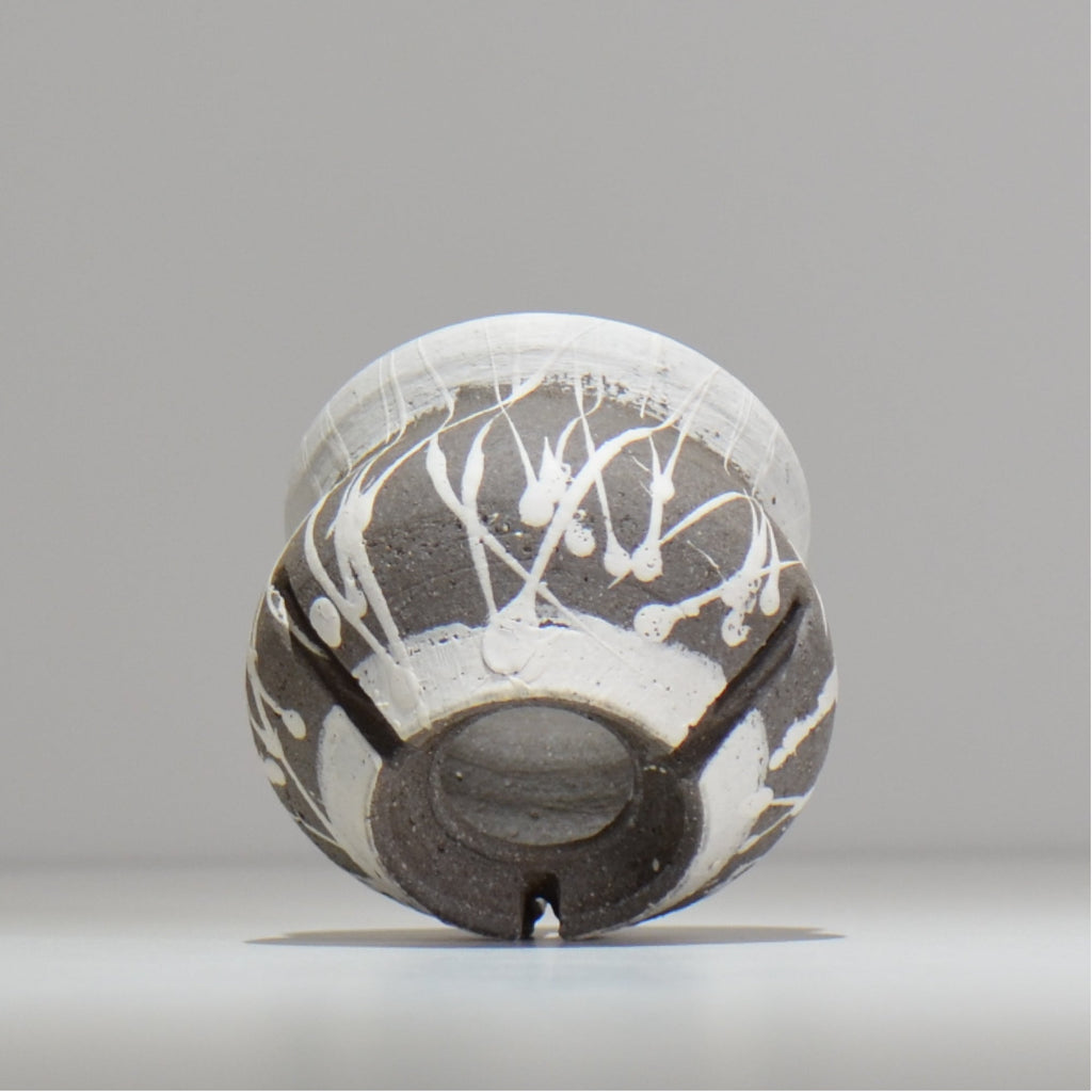 沼野 秀章 / 黒二白 / nh3_bwh05_xs / 約φ8cm / 植木鉢