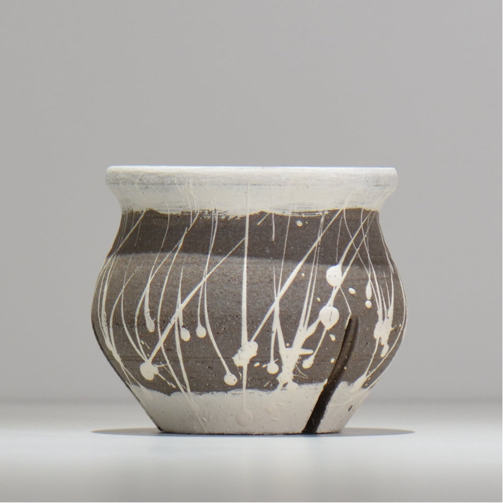 沼野 秀章 / 黒二白 /  nh3_bwh06_s / 約φ12cm / 植木鉢