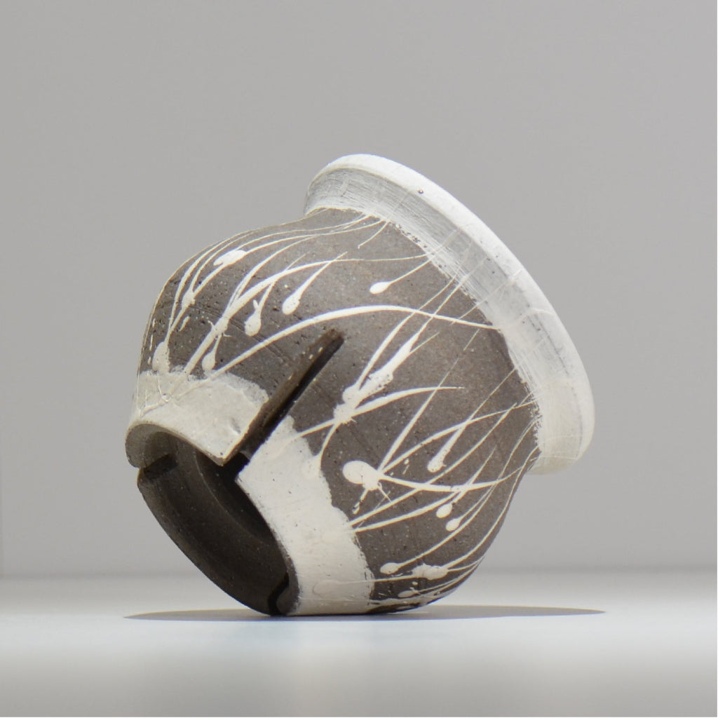 沼野 秀章 / 黒二白 /  nh3_bwh06_s / 約φ12cm / 植木鉢