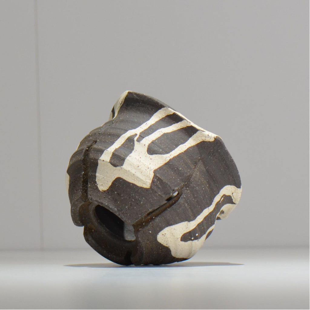 沼野 秀章 / 黒二白 / M / BWH08 / 約φ10.5cm / 植木鉢