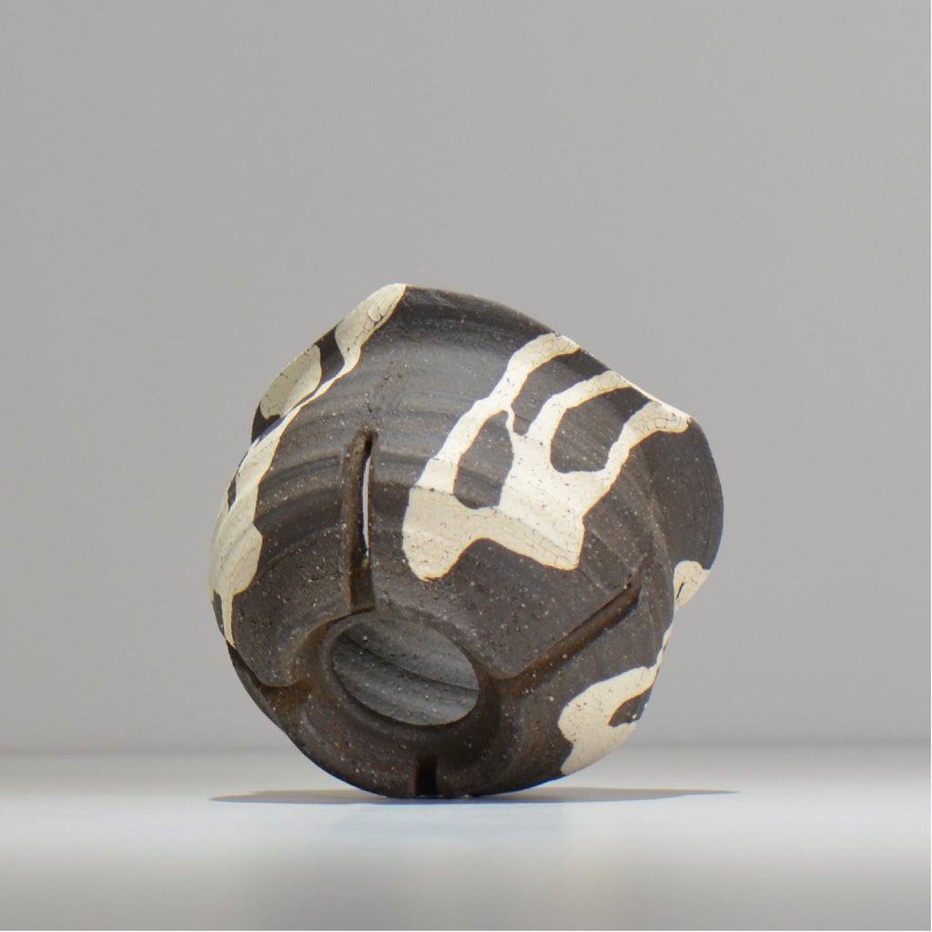 沼野 秀章 / 黒二白 / M / BWH08 / 約φ10.5cm / 植木鉢