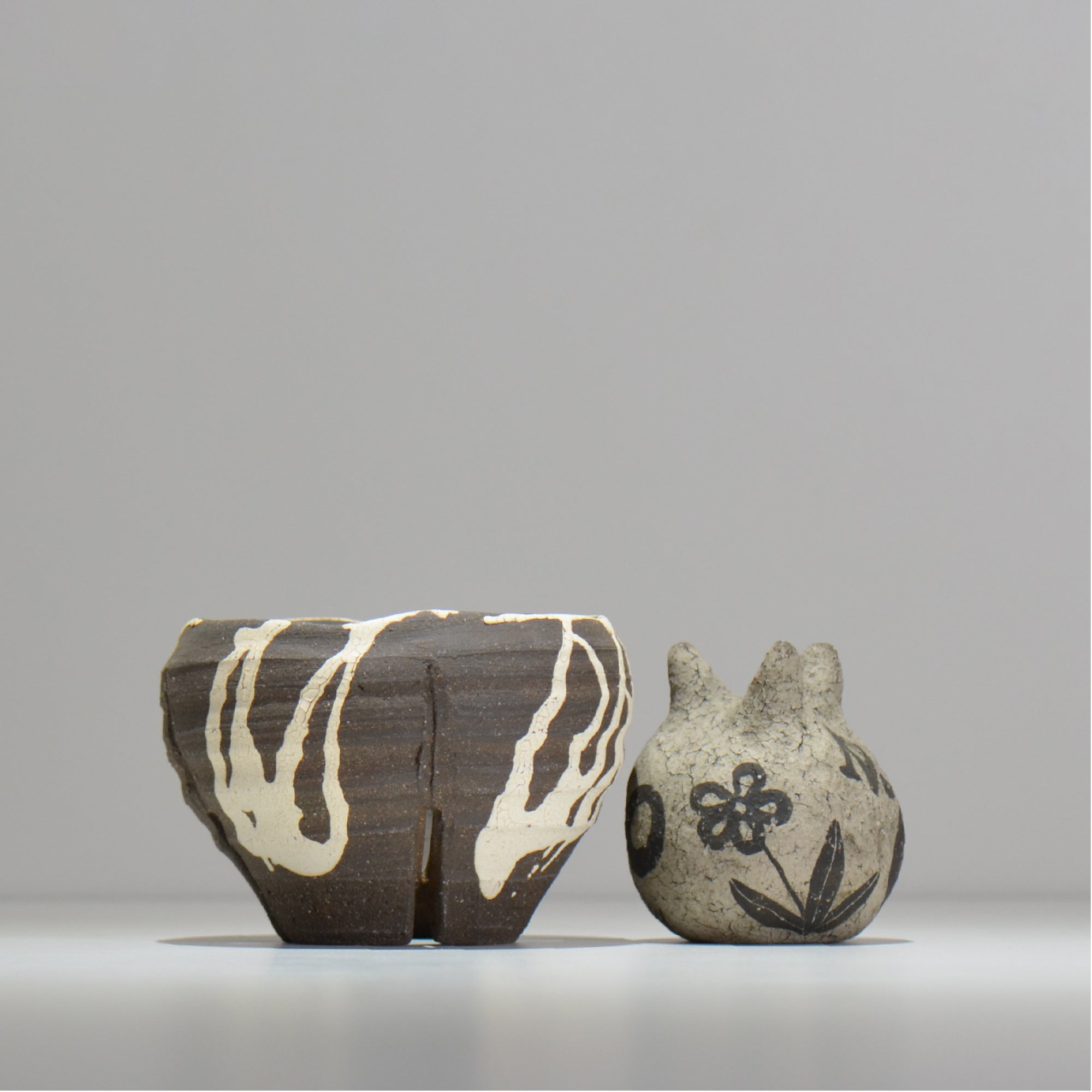 沼野 秀章 / 黒二白 /  nh3_bwh10_s / 約φ11.5cm / 植木鉢