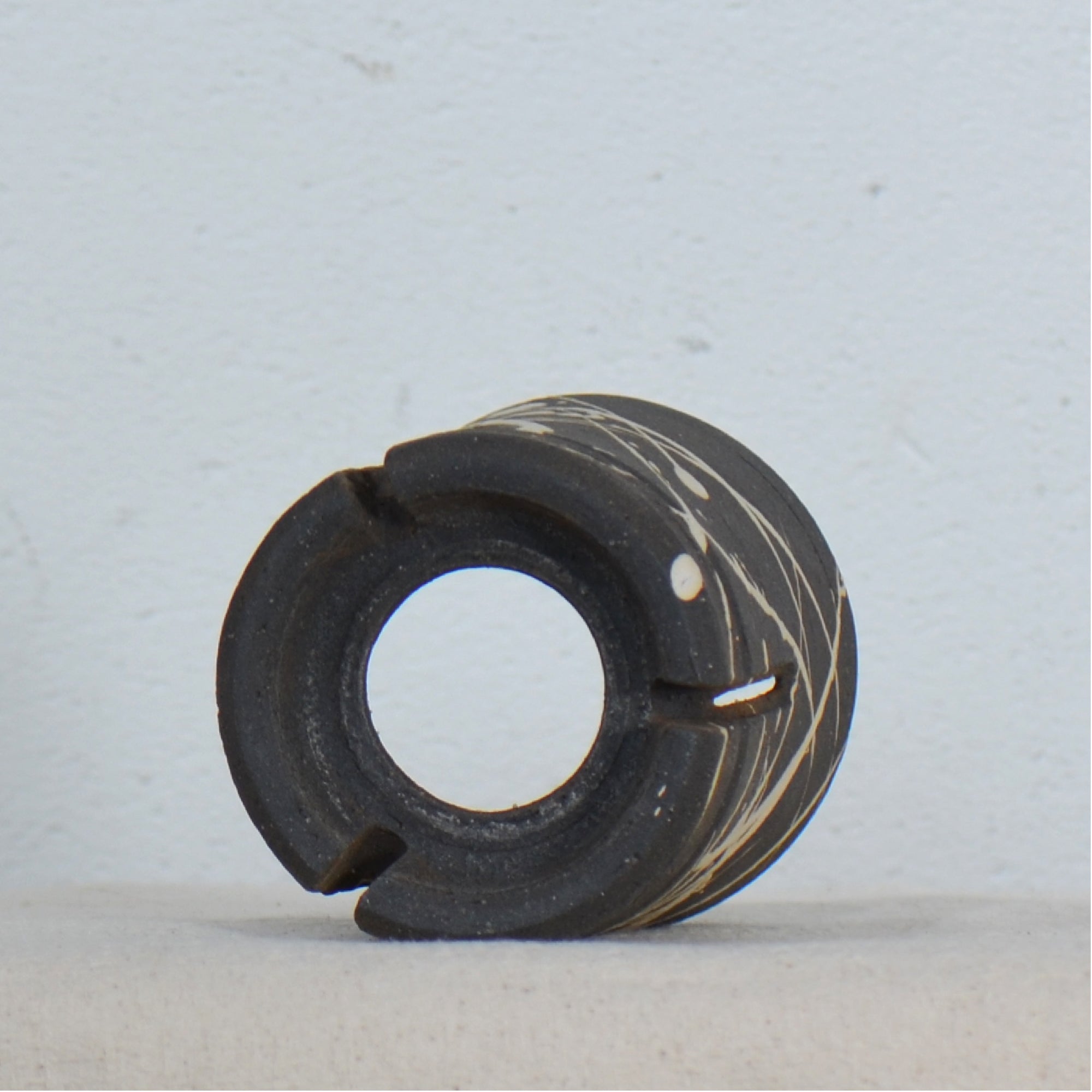 沼野 秀章 / 黒二白 / nh5_bw02_xs / 約φ8cm / 植木鉢