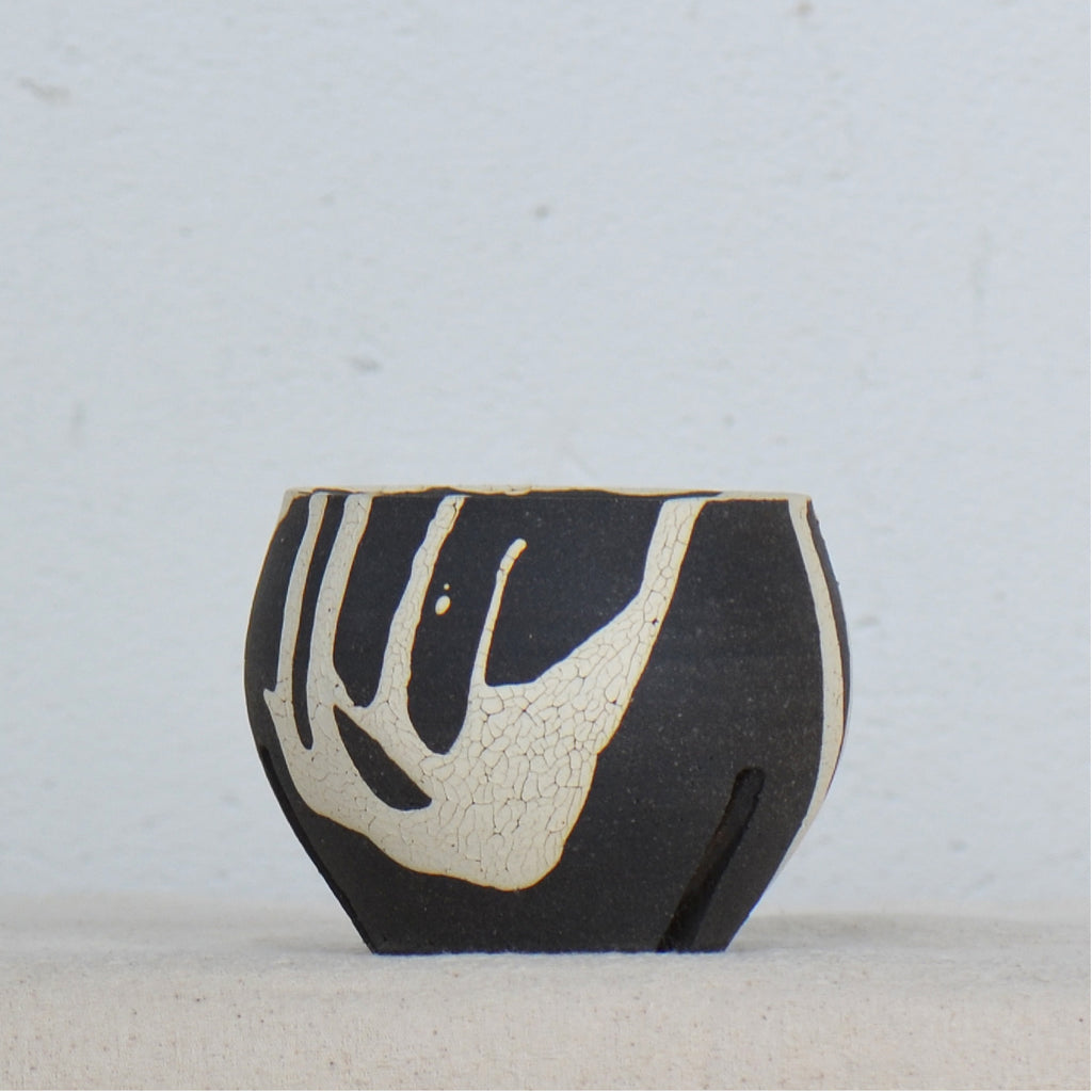 沼野 秀章 / 黒二白 / nh5_bw06_xs / 約φ7.8cm / 植木鉢
