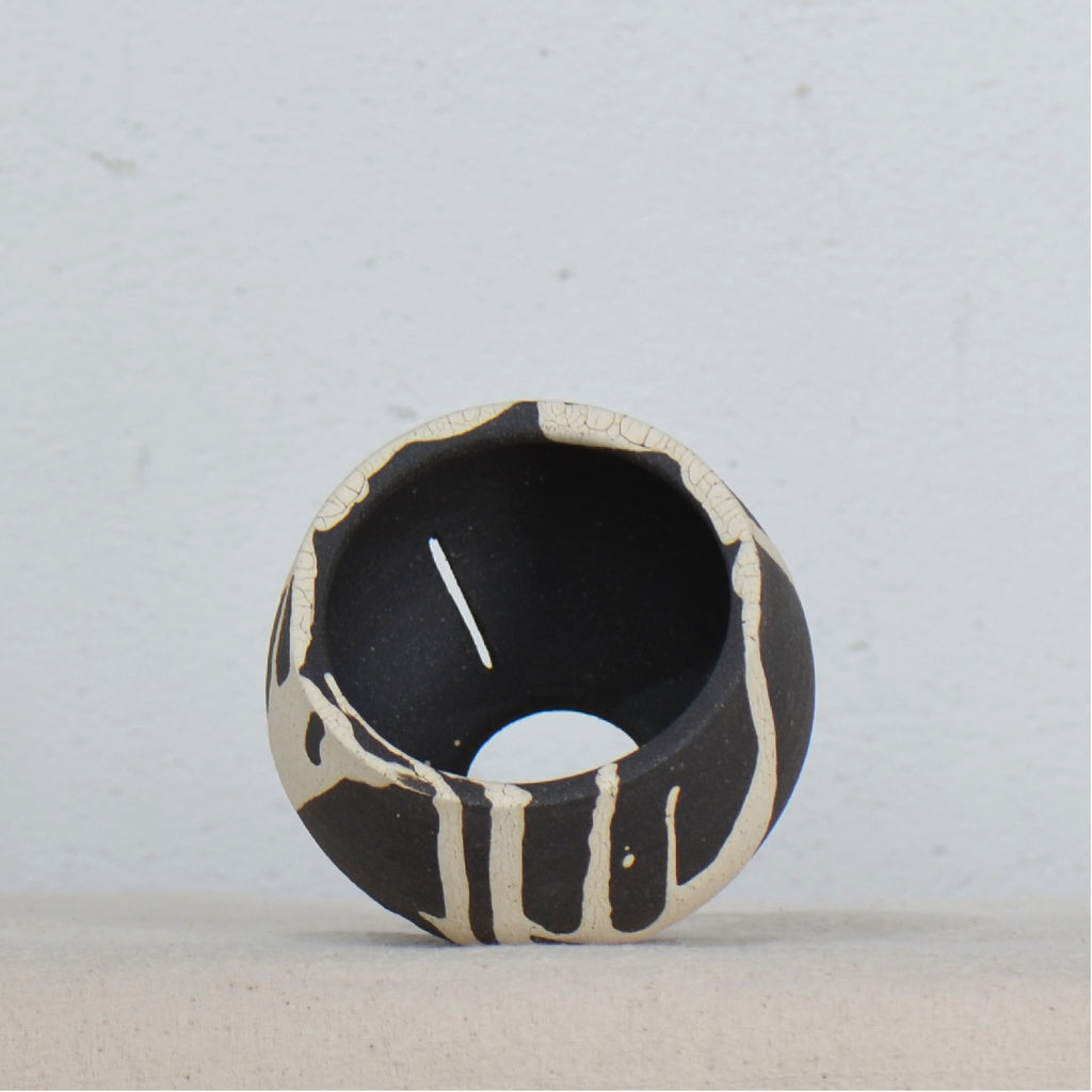 沼野 秀章 / 黒二白 / nh5_bw06_xs / 約φ7.8cm / 植木鉢