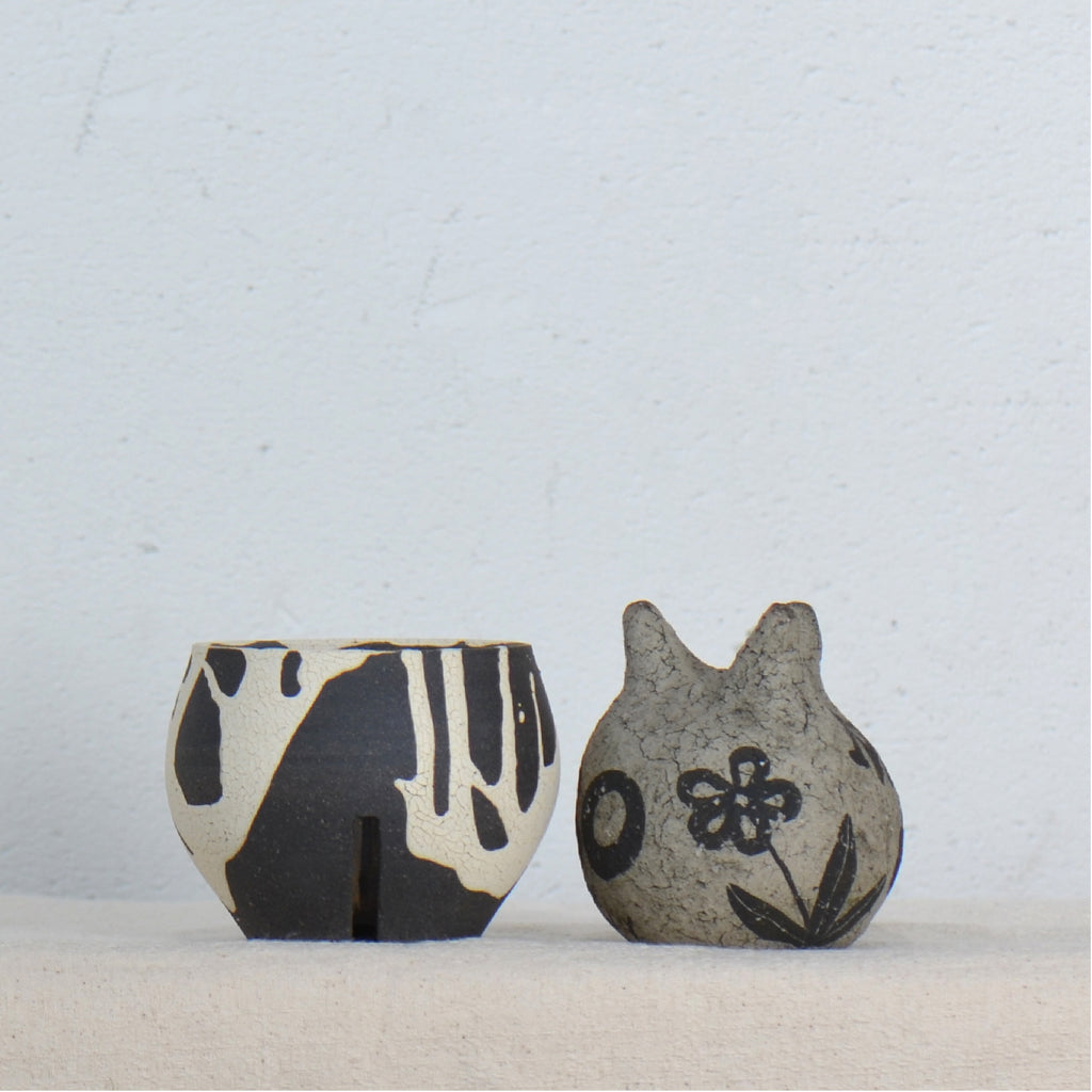 沼野 秀章 / 黒二白 / nh5_bw06_xs / 約φ7.8cm / 植木鉢