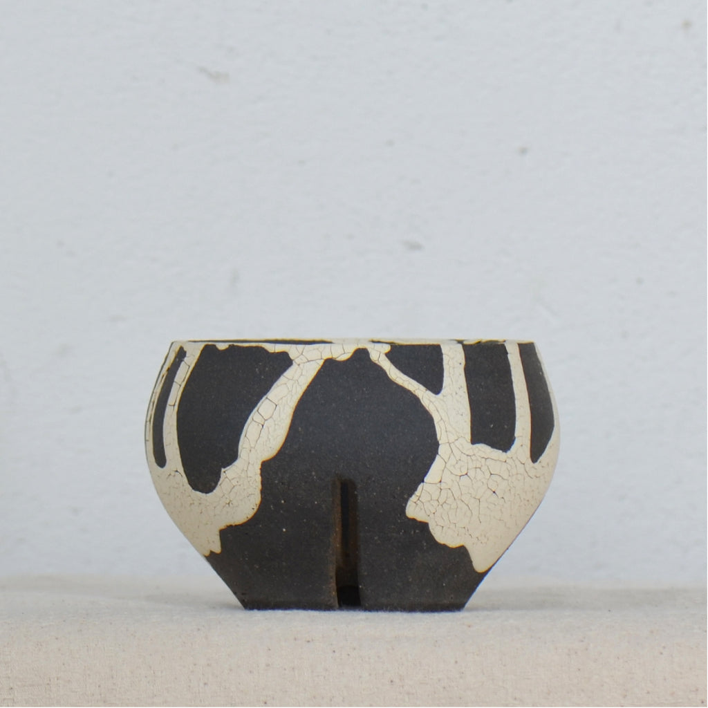沼野 秀章 / 黒二白 / nh5_bw08_xs / 約φ8.8cm / 植木鉢