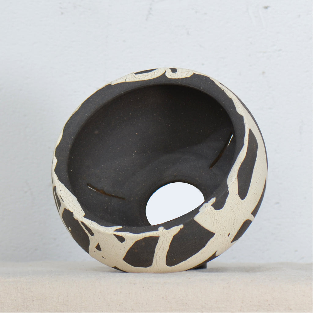 沼野 秀章 / 黒二白 / nh5_bw13_m / 約φ14cm / 植木鉢