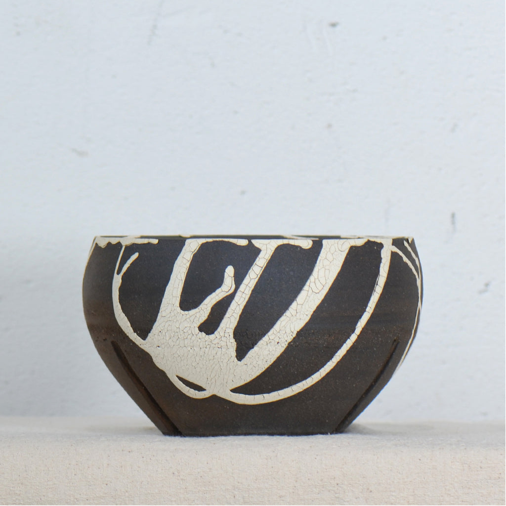 沼野 秀章 / 黒二白 / nh5_bw14_m / 約φ14.6cm / 植木鉢