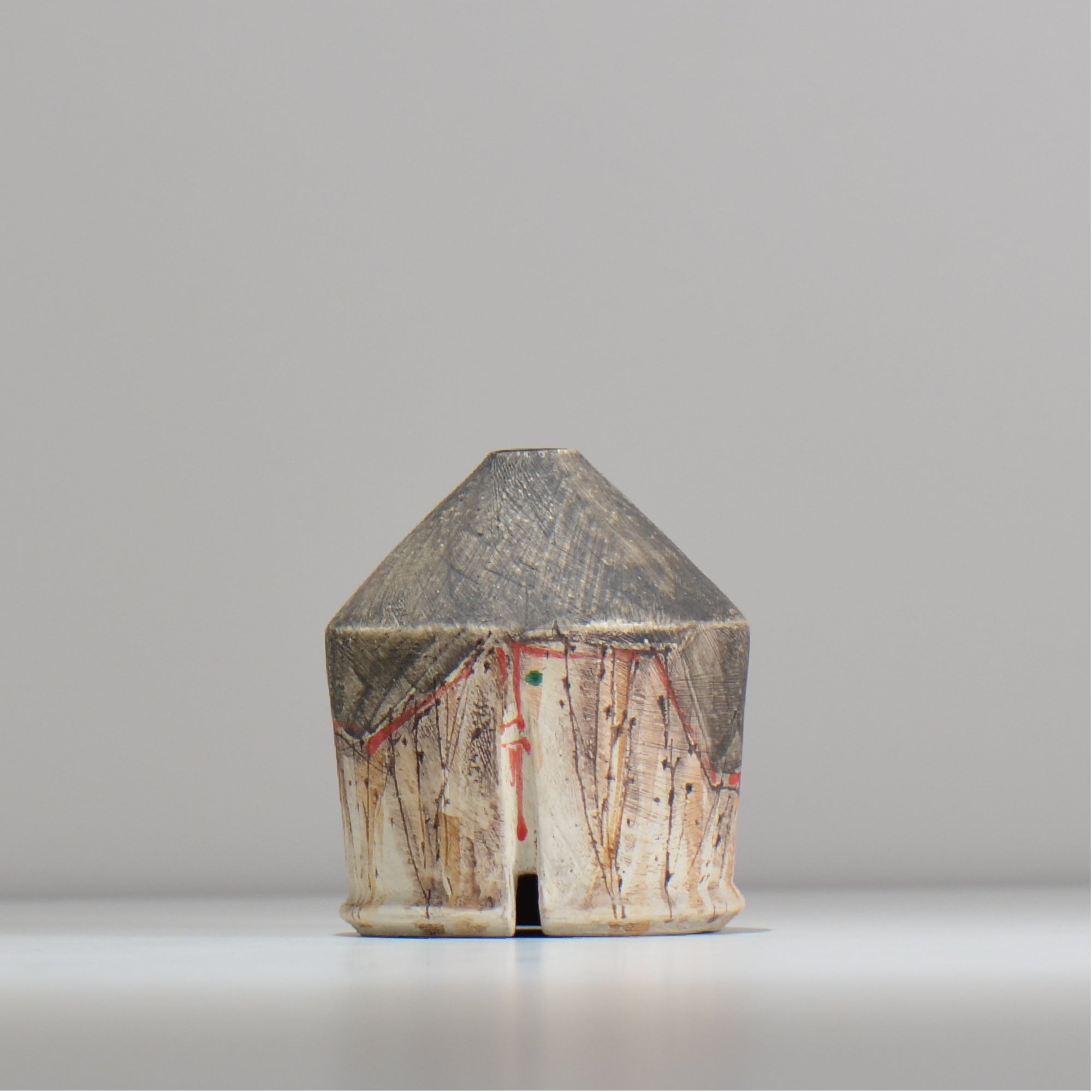 沼野 秀章 / 刻ム音 /  nh5_ichi003_s
/ 底面 直径約9φcm / 一輪挿し 花瓶