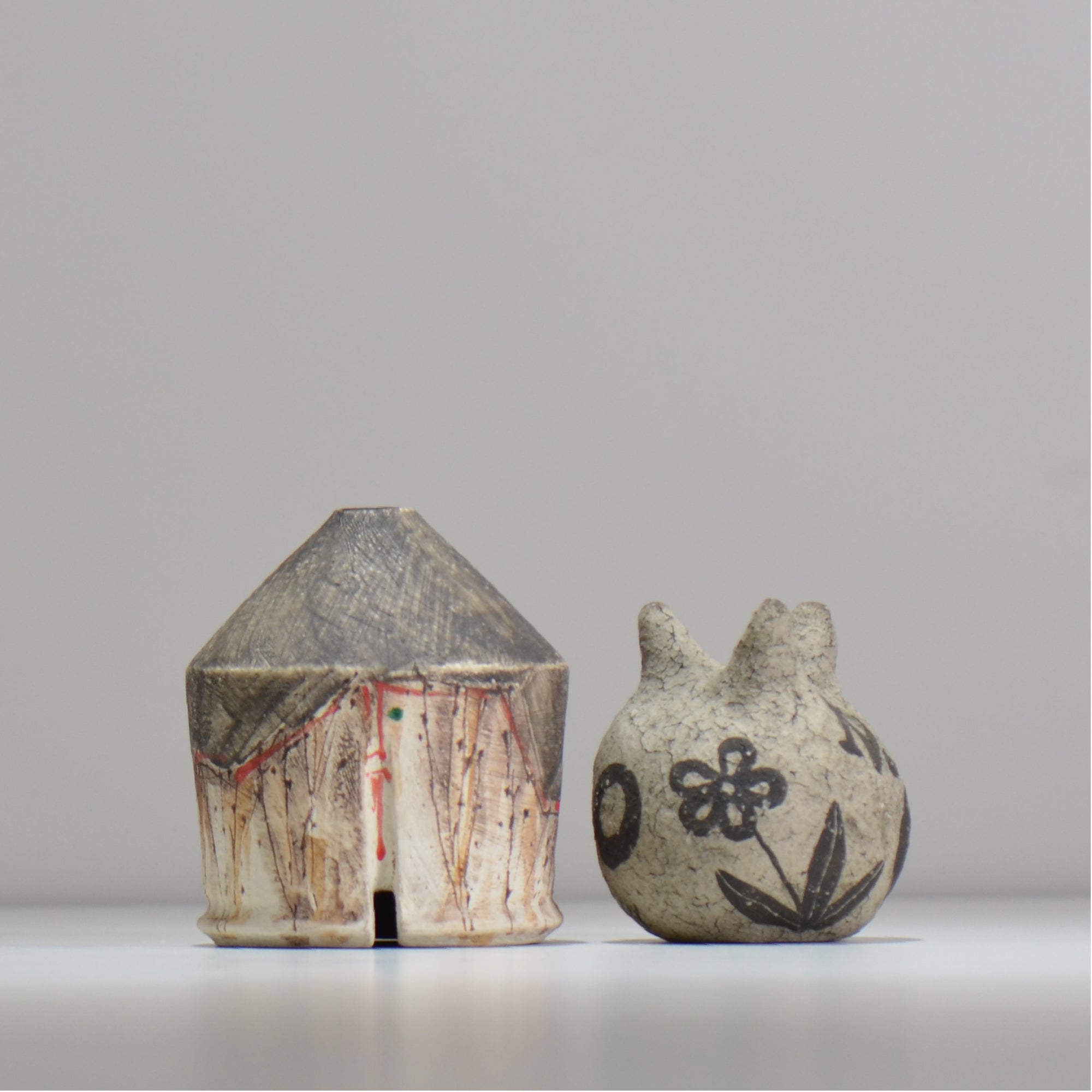 沼野 秀章 / 刻ム音 /  nh5_ichi003_s
/ 底面 直径約9φcm / 一輪挿し 花瓶