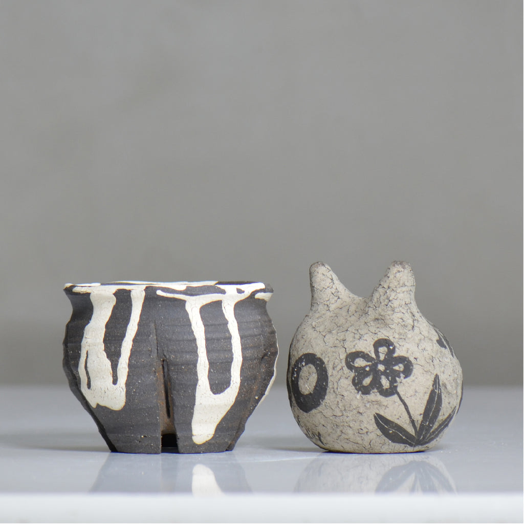 沼野 秀章 / 黒二白 / nh6_bw08_s / 約φ9cm / 植木鉢