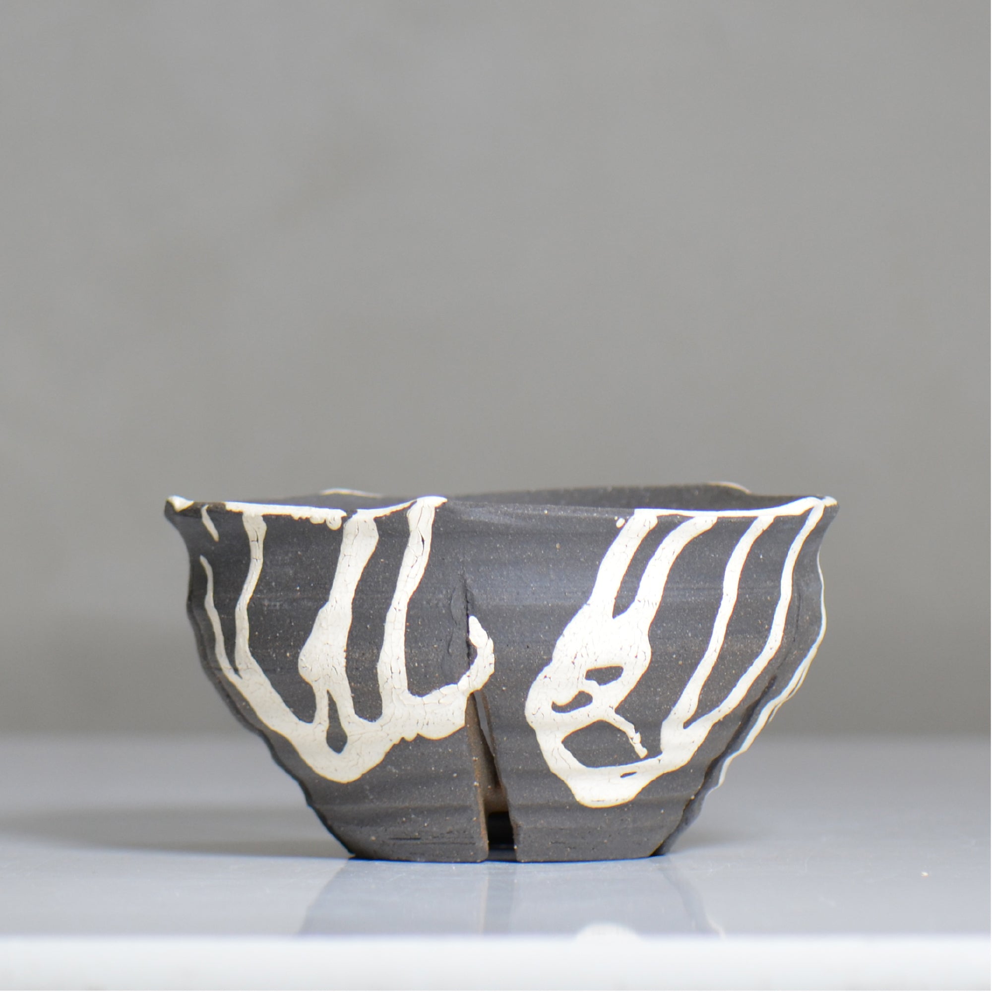 沼野 秀章 / 黒二白 / nh6_bw15_l / 約φ16cm / 植木鉢