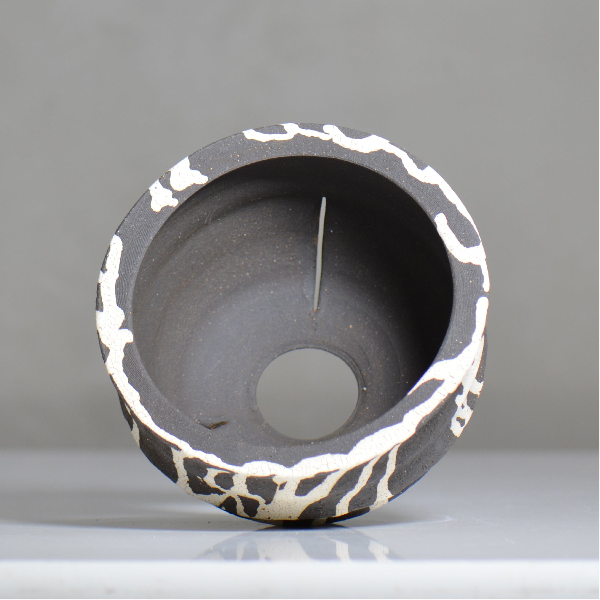 沼野 秀章 / 黒二白 / nh6_bw17_l / 約φ16cm / 植木鉢