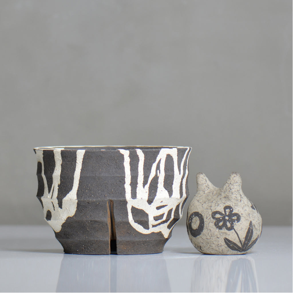 沼野 秀章 / 黒二白 / nh6_bw17_l / 約φ16cm / 植木鉢