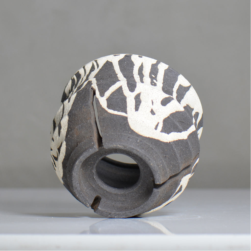 沼野 秀章 / 黒二白 / nh6_bw19_m / 約φ14.7cm / 植木鉢