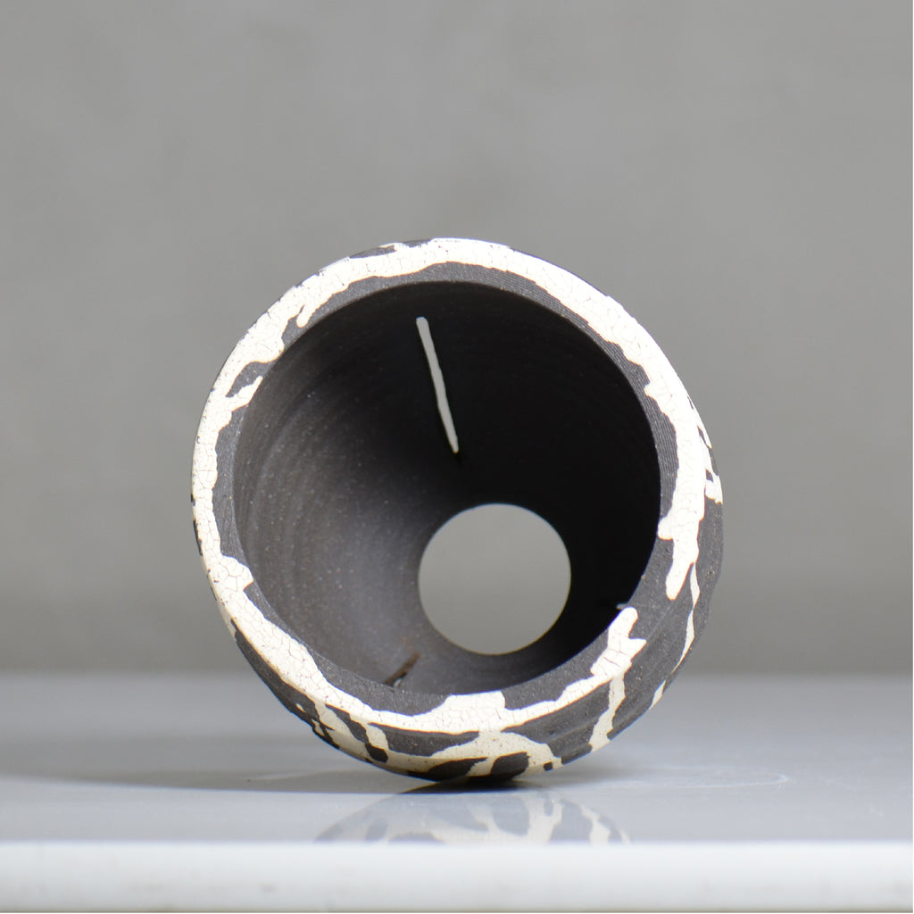 沼野 秀章 / 黒二白 / nh6_bw21_m / 約φ14cm / 植木鉢