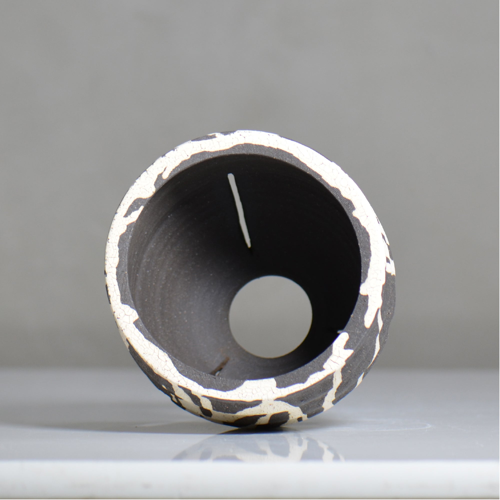 沼野 秀章 / 黒二白 / nh6_bw21_m / 約φ14cm / 植木鉢