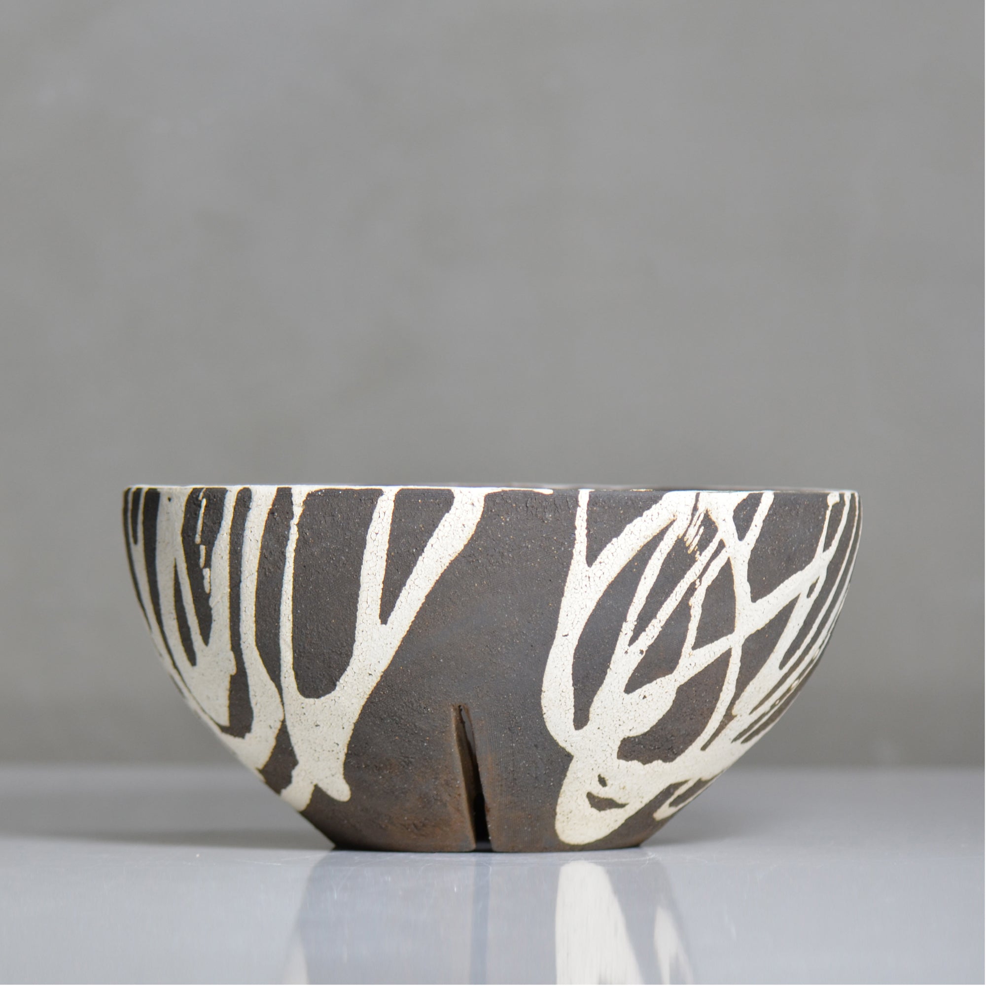 沼野 秀章 / 黒二白 / nh6_bw23_xl / 約φ24.5cm / 植木鉢