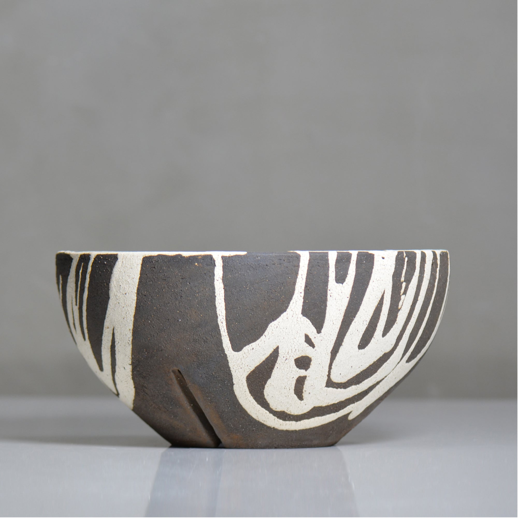 沼野 秀章 / 黒二白 / nh6_bw23_xl / 約φ24.5cm / 植木鉢