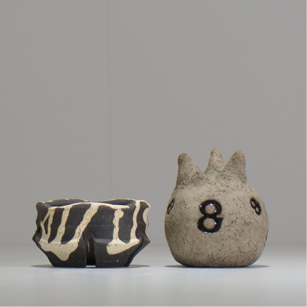沼野 秀章 / 黒二白 / S  / nh_bw01_xs/ 約φ8cm / 植木鉢