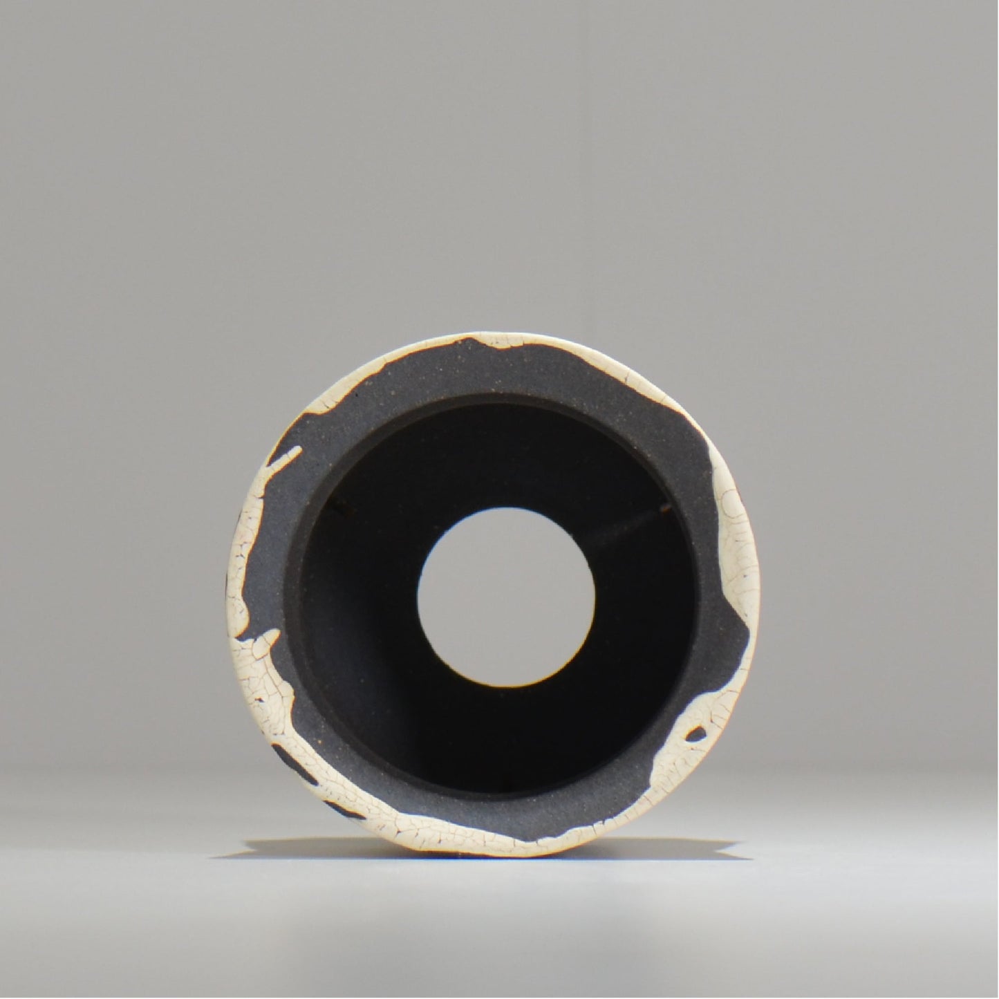 沼野 秀章 / 黒二白 / S  / nh_bw05_s / 約φ10.3cm / 植木鉢
