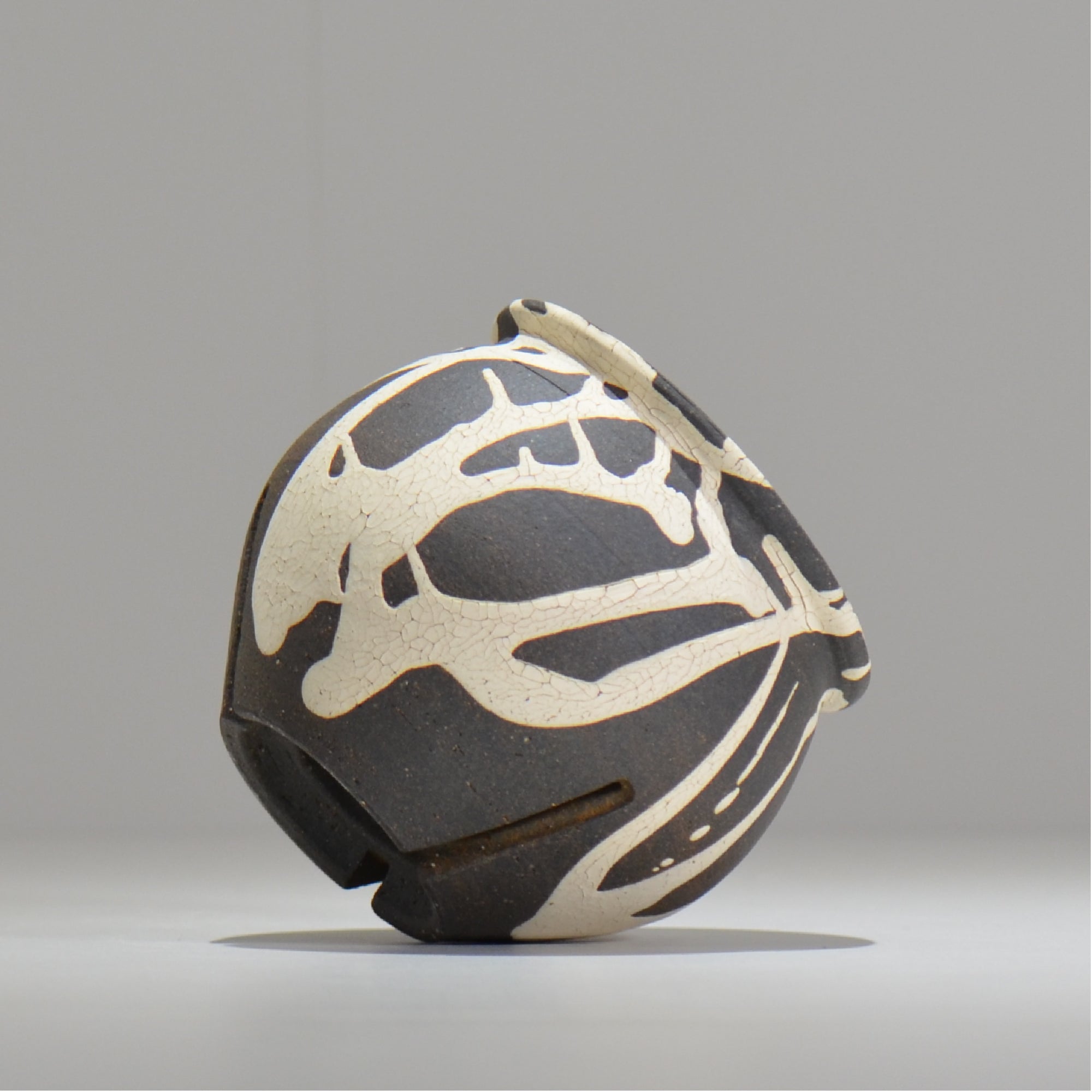 沼野 秀章 / 黒二白 / S  / nh_bw06_s / 約φ9.7cm / 植木鉢