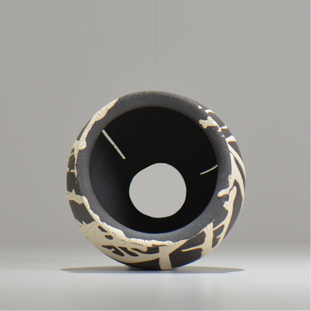 沼野 秀章 / 黒二白 / S  / nh_bw06_s / 約φ9.7cm / 植木鉢