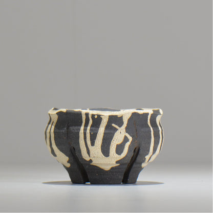 沼野 秀章 / 黒二白 / S  / nh_bw08_s / 約φ10.5cm / 植木鉢