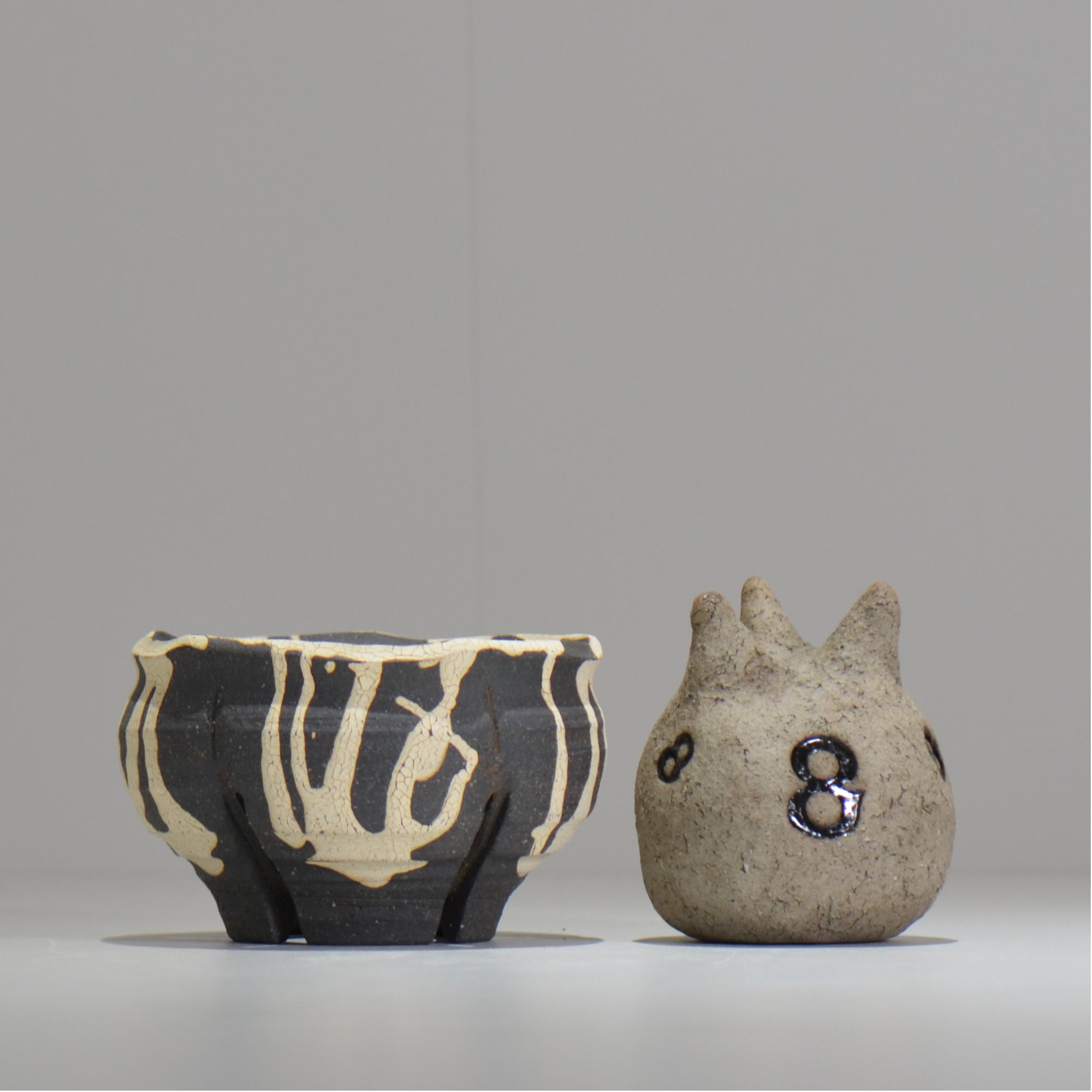 沼野 秀章 / 黒二白 / S  / nh_bw08_s / 約φ10.5cm / 植木鉢