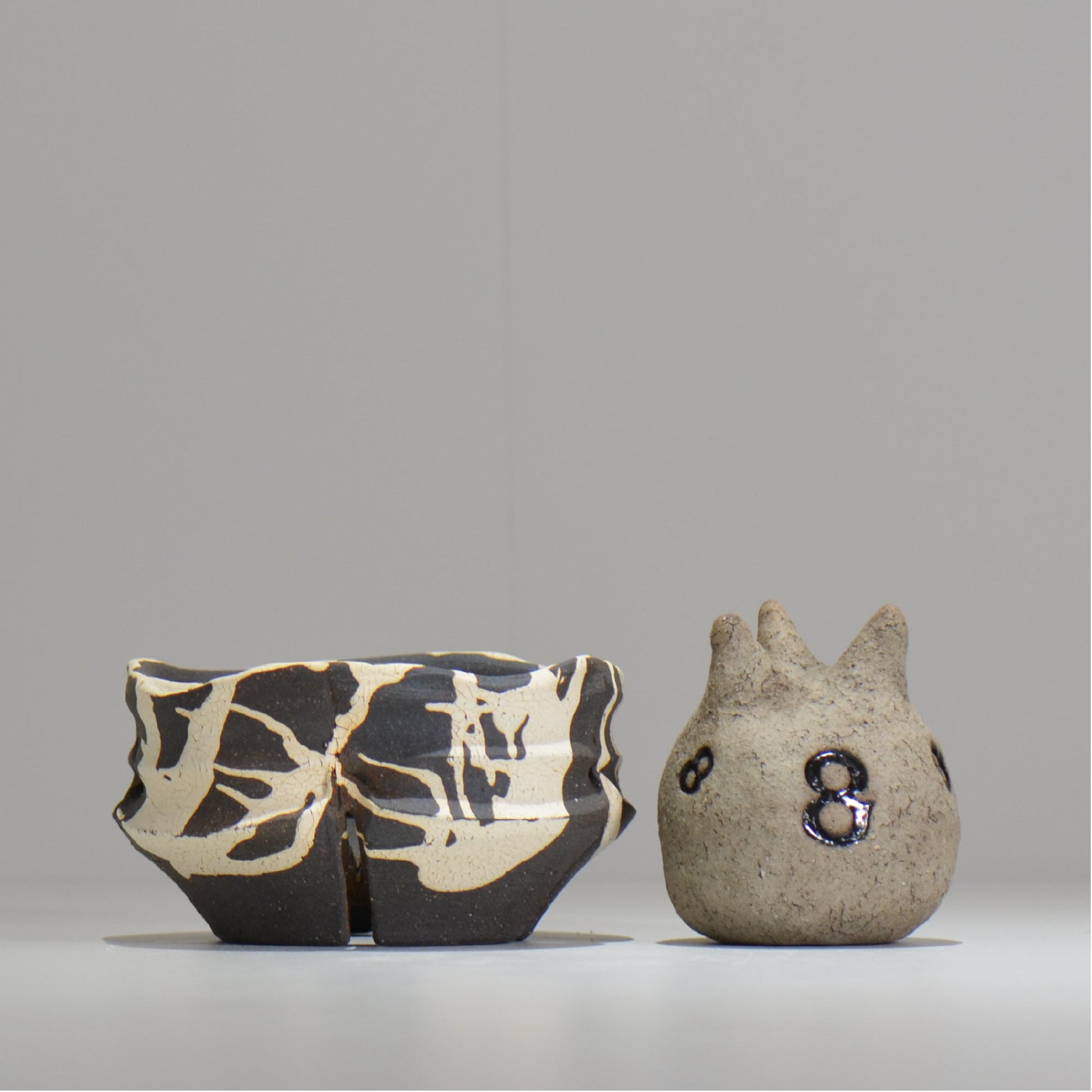 沼野 秀章 / 黒二白 / S  / nh_bw10_s / 約φ12cm / 植木鉢