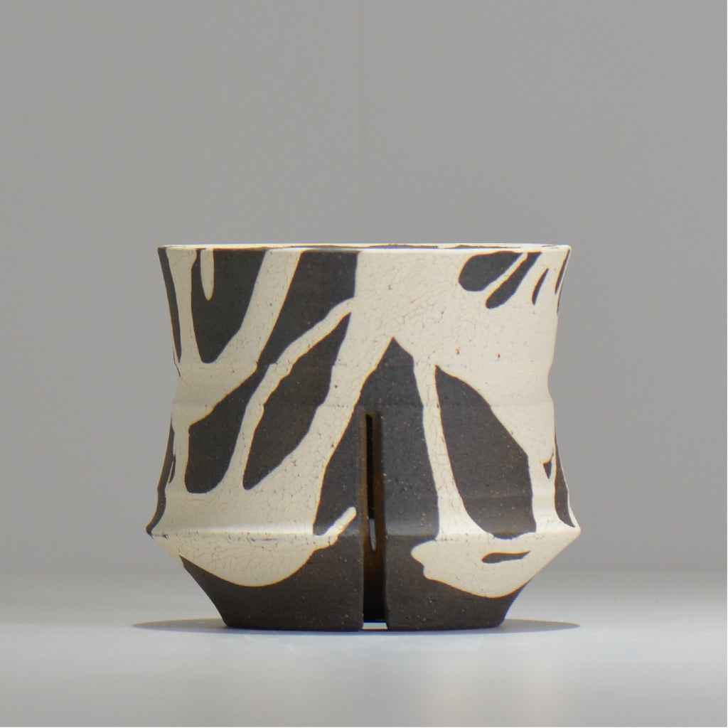 沼野 秀章 / 黒二白 / S  / nh_bw15_m / 約φ11.7cm / 植木鉢