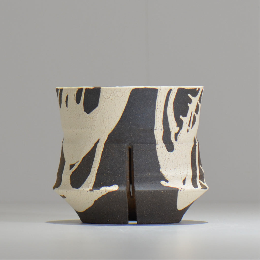 沼野 秀章 / 黒二白 / S  / nh_bw15_m / 約φ11.7cm / 植木鉢