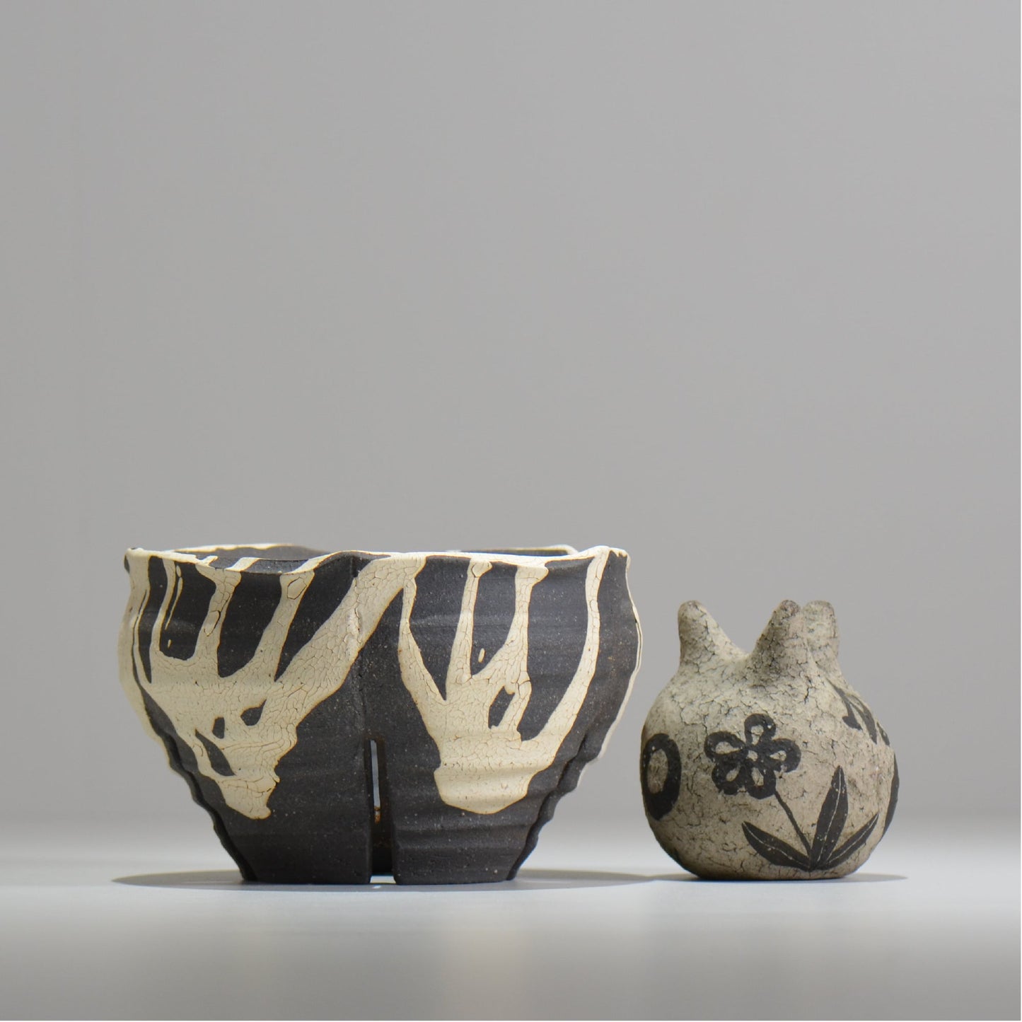 沼野 秀章 / 黒二白 / S  / nh_bw16_m/ 約φ15cm / 植木鉢