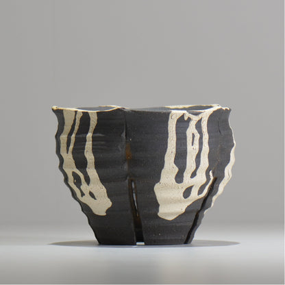 沼野 秀章 / 黒二白 / S  / nh_bw18_m / 約φ14.5cm / 植木鉢