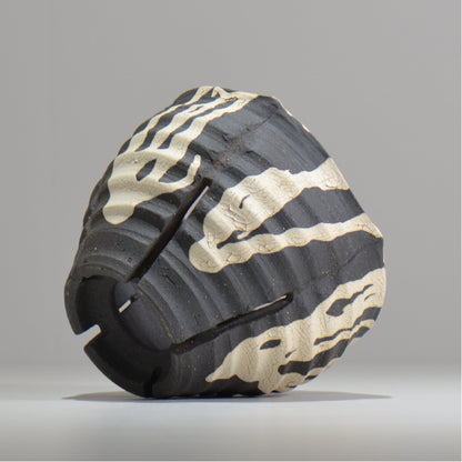 沼野 秀章 / 黒二白 / S  / nh_bw18_m / 約φ14.5cm / 植木鉢