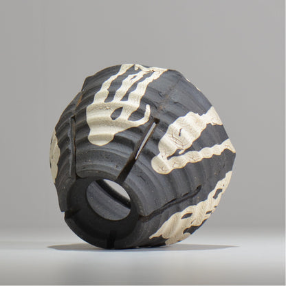 沼野 秀章 / 黒二白 / S  / nh_bw18_m / 約φ14.5cm / 植木鉢