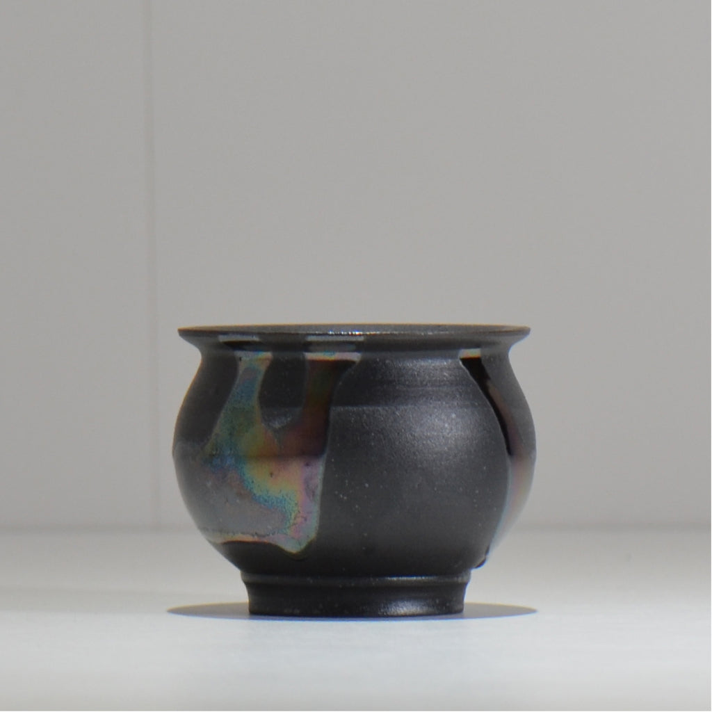 Naka / マダラ黒  / no_mb02_xs / 約 φ8cm / 植木鉢