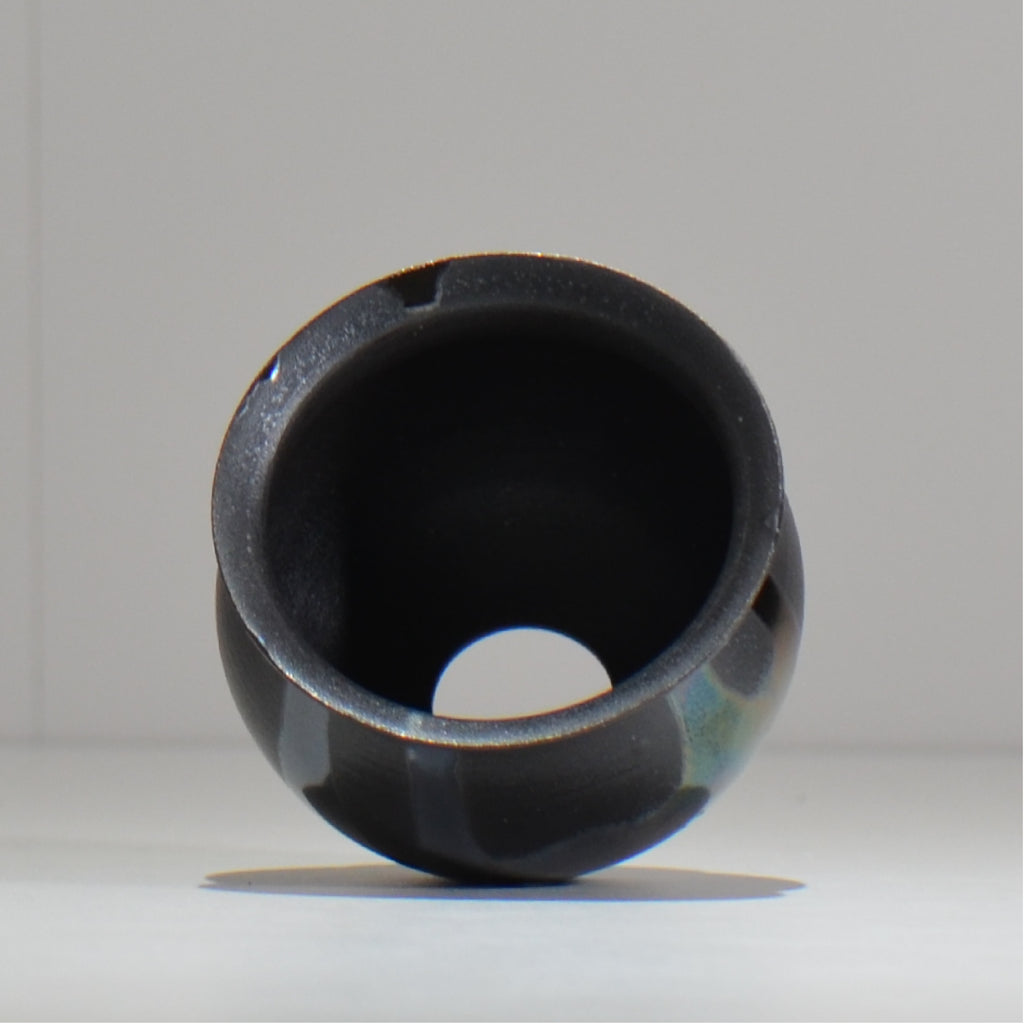 Naka / マダラ黒  / no_mb02_xs / 約 φ8cm / 植木鉢