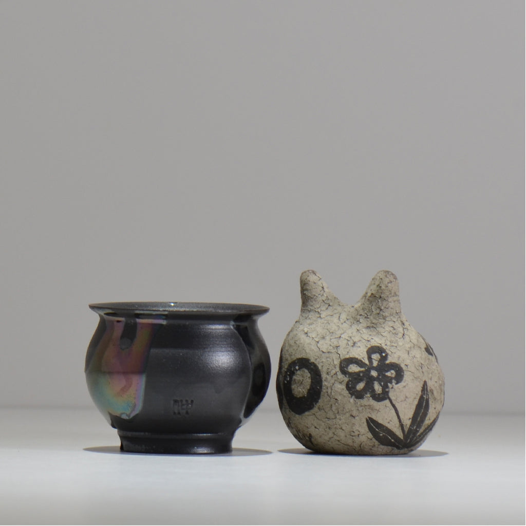 Naka / マダラ黒  / no_mb02_xs / 約 φ8cm / 植木鉢
