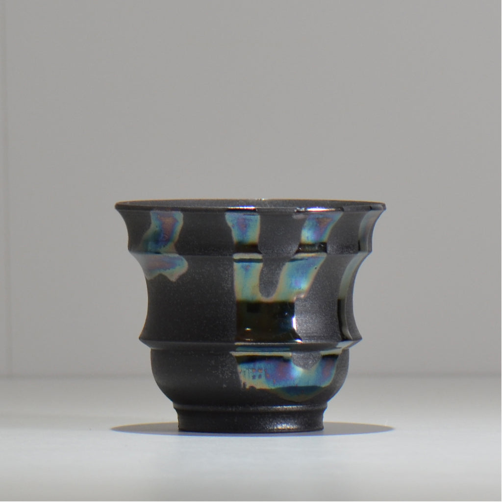 Naka / マダラ黒  / no_mb05_s / 約 φ10cm / 植木鉢