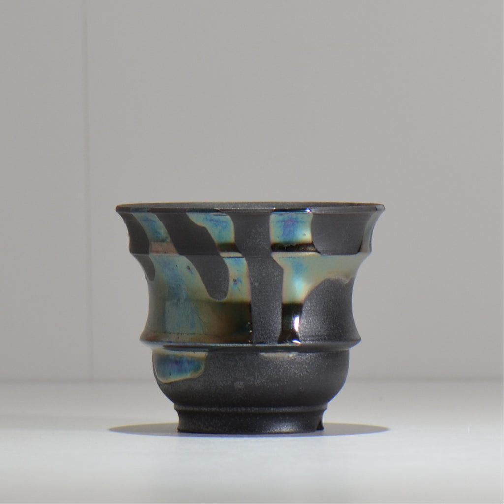 Naka / マダラ黒  / no_mb05_s / 約 φ10cm / 植木鉢