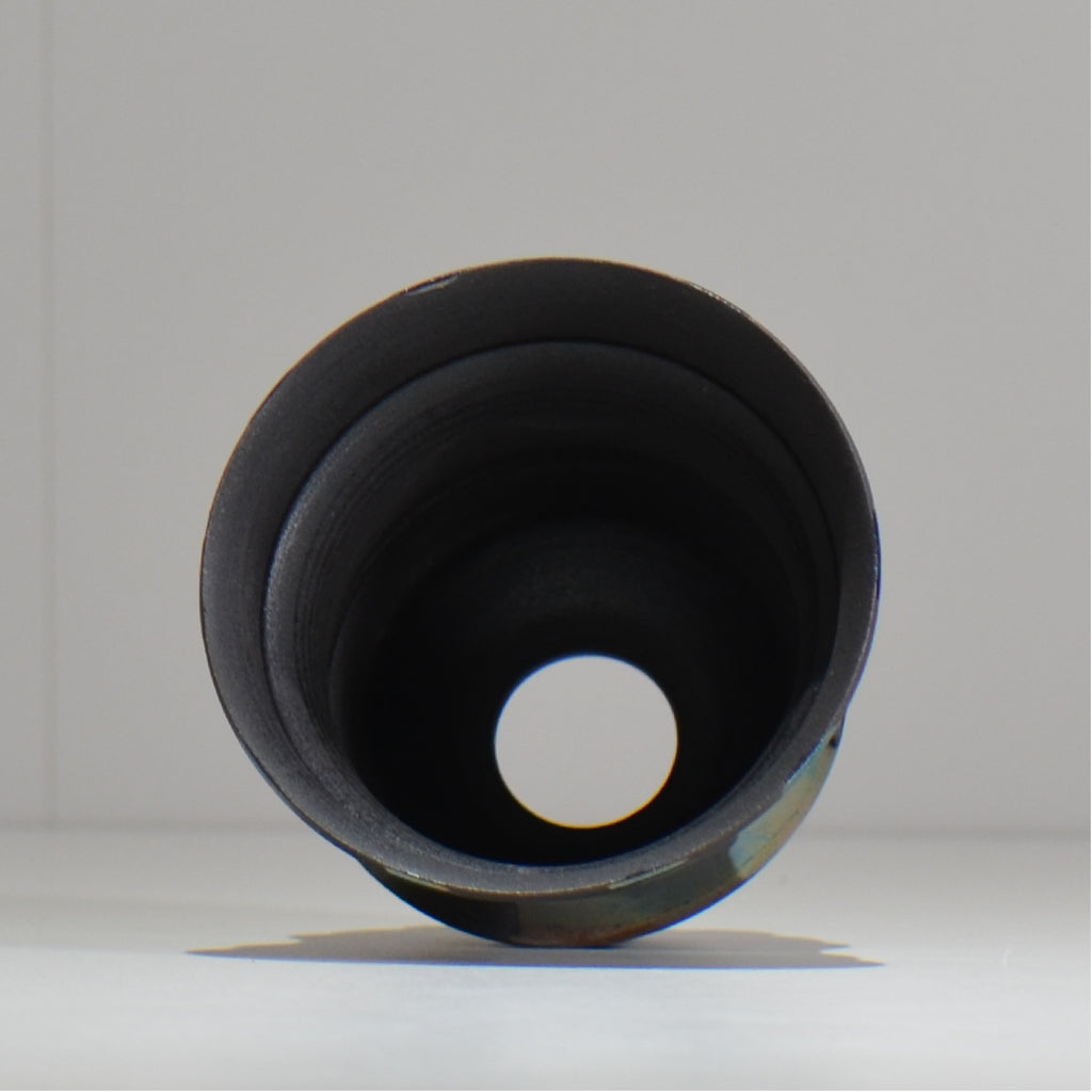 Naka / マダラ黒  / no_mb05_s / 約 φ10cm / 植木鉢