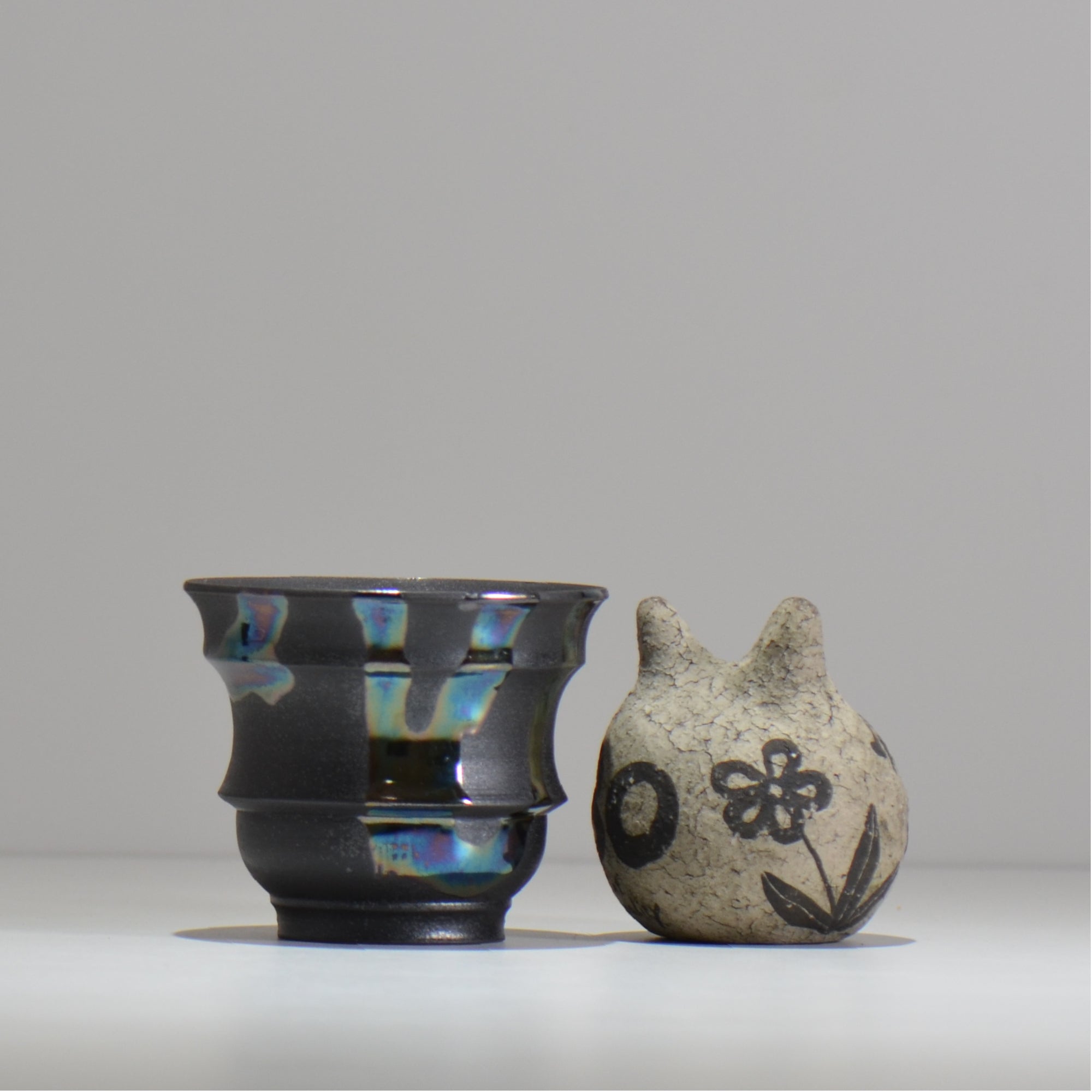 Naka / マダラ黒  / no_mb05_s / 約 φ10cm / 植木鉢
