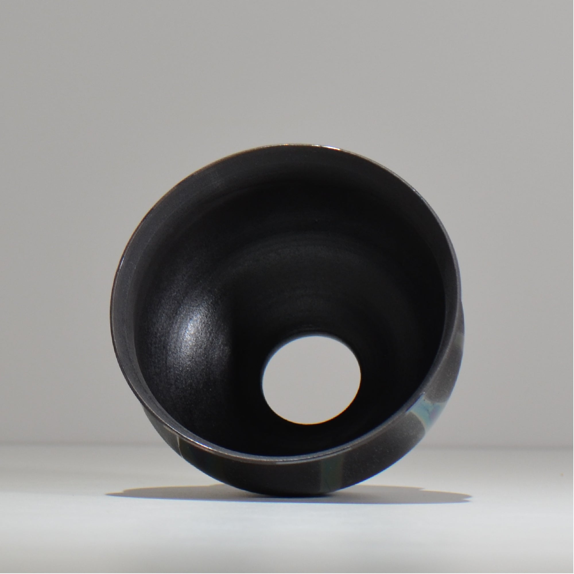 Naka / マダラ黒  / no_mb09_m / 約 φ13.2cm / 植木鉢